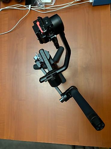 Фотоаппараты: Sony A7 iii body qutusu var 50mm prime lens qutusu var DJI Ronin RS3 — 6