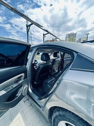 магнитолы для авто: Chevrolet Cruze: 2010 г., 1.8 л, Автомат, Газ, Седан — 5