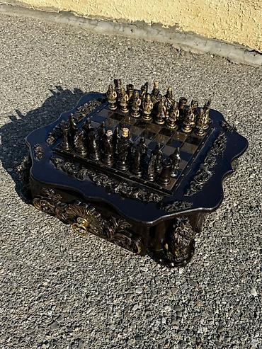 Şahmatlar: Şahmat Sahmat Çeşid çoxdu.çatdırılma 1_2 saata edilir. Qoz ağacındandı — 8