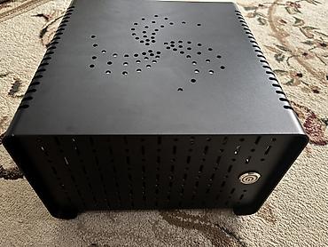 чехол на стол: Продаю компактный корпус для ПК под Mini-ITX. • Материал — металл • — 1