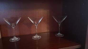 Çay dəstləri və servizlər: Çay dəsti, Şüşə — 9