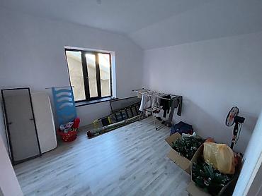qaraj icare: 2 mərtəbəli fərdi yaşayış evi. Evin fasadı müasir üslubda işlənib — 9
