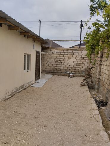 Uzunmüddətli kirayə mənzillər: Sabunçu r.n Zabrat1 qəs 2 otaqlı ev kirayə verilir tam təmirli və