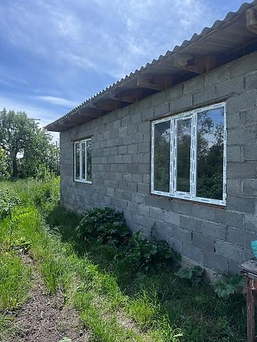 Продажа коттеджей и домов: Продаётся жилой дом с прилегающим земельным участком.12 сотык — 11