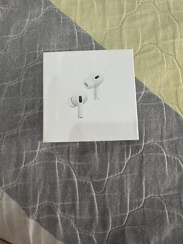Аудиотехника: Айрподсы люкс копия с магнитным зарядным кейсом (USB‑C) Комплектация — 1