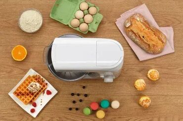 Blenderi, mikseri: Tehnički detalji Opšte Vrsta aparata Kuhinjski robot Vrsta motora Na — 4