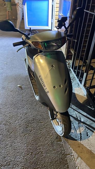 devo tiko: Скутер Honda Dio (серебристый) - Компактный городской скутер с — 3