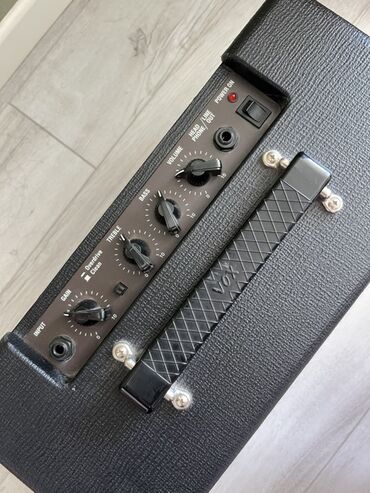 Elektro gitaralar: Elektron gitara, Fender, 6 sim, İşlənmiş, Ödənişli çatdırılma, Ünvandan götürmə — 8