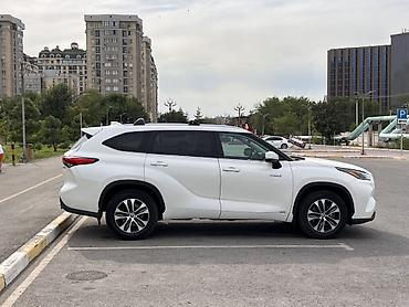highlander 2017: Toyota Highlander: 2020 г., 2.5 л, Вариатор, Гибрид, Кроссовер — 7