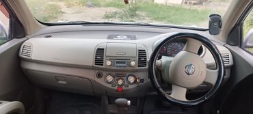 срочно срочно продаю деньги нужны: Nissan March: 2002 г., 1.2 л, Автомат, Бензин