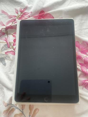 ipad air: Apple iPad, цвет Space Gray, с кнопкой Home и Touch ID. Экран 9.7–10.2 — 2
