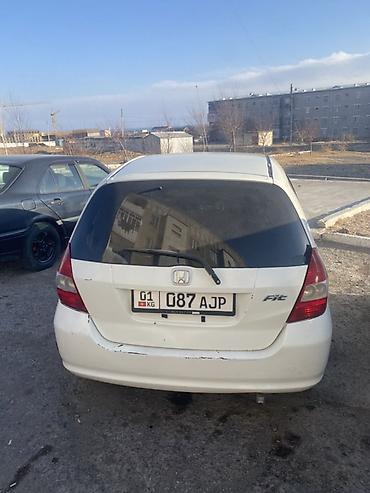фит 2010 левый: Honda Fit: 2002 г., 1.3 л, Автомат, Газ, Универсал — 3