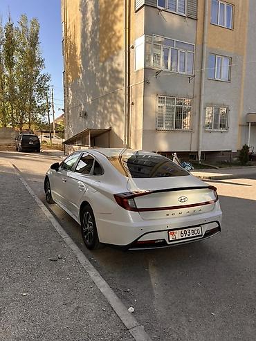 Унаа сатуу: Hyundai Sonata: 2020 г., 0.2 - engine capacity л, Автомат, Гибрид, Седан — 3