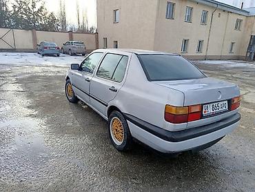 1994: Volkswagen Vento: 1994 г., Седан — 3