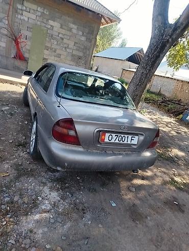 Унаа сатуу: Hyundai Sonata: 1998 г., 2 л, Кол менен иштөөчү, Бензин, Седан — 2