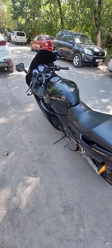 ямаха р: Мотоцикл Kawasaki ZZR 1100 — это мощный спортивно-туристический байк с — 2