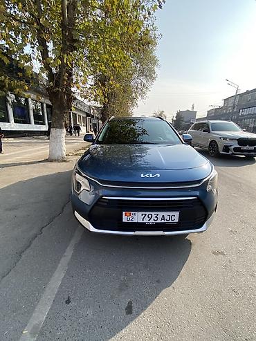 aion i6: Kia Niro: 2022 г., 1.6 л, Робот, Гибрид, Кроссовер — 1