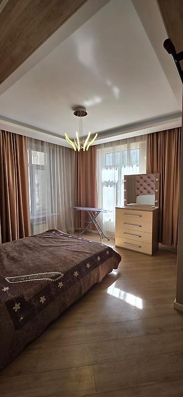 Продажа квартир: 2 комнаты, 61 м², сквер Тоголок Молдо Элитка, 3 этаж — 5