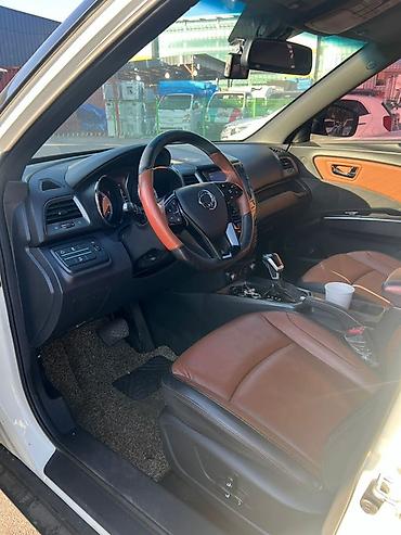 Транспорт: Ssangyong Tivoli: 2018 г., 1.6 л, Автомат, Бензин, Кроссовер — 4