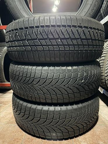 Унаа: Зимние шины Kumho WinterCraft SUV (без шипов) - Размер: 235/60 R17 - — 3