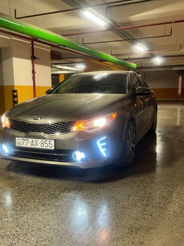 kia kupe: Kia K5: 1.6 l | 2016 il Sedan