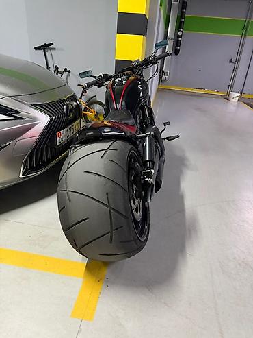 поворотник одиссей: Кастомный круизёр на базе Harley-Davidson V-Rod - Мощный V‑образный — 2
