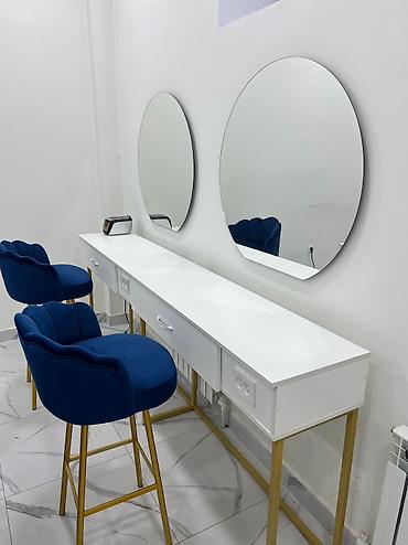 Кронштейны, стойки: Кронштейн Для одежды, Материал: Металл, С подсветкой, Новый — 49