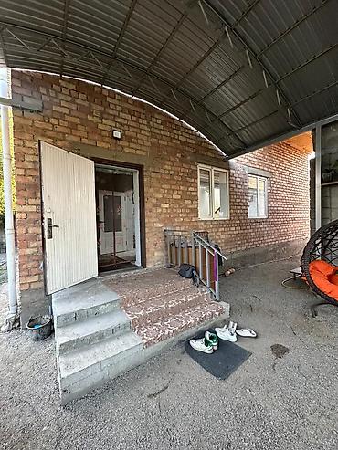 Үйлөр: 4 бөлмө, 180000 м², 8 соток, Бишкек, Новопавловка а. Кыймылсыз мүлк агенттиги — 7