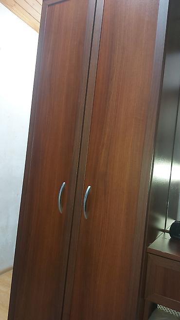 daraq desti: İşlənmiş, 2 qapılı, Güzgülü, Qəhvəyi, Açılan, Düz dolab — 1