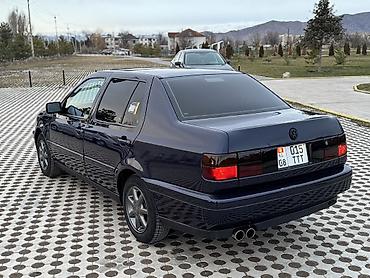 Volkswagen: Volkswagen Vento: 1999 г., 2 л, Механика, Бензин — 5