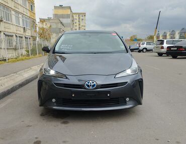 Toyota: Toyota Prius: 2019 г., 1.8 л, Вариатор, Гибрид, Хэтчбэк