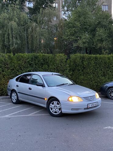 07 жугили: Toyota Avensis: 2002 г., 1.8 л, Автомат, Бензин, Хетчбек