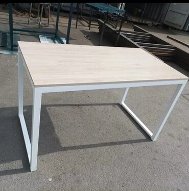 Офисные столы: Столы белые.
Стол офисный белый
у нас всегда в наличии at lalafo.kg — 18 Офисные столы: Столы белые.
Стол офисный белый
у нас всегда в наличии — 18