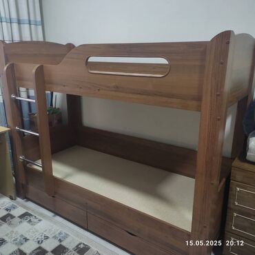парол: Продается двухъярусная кровать Б/У, состояние отличное Размер