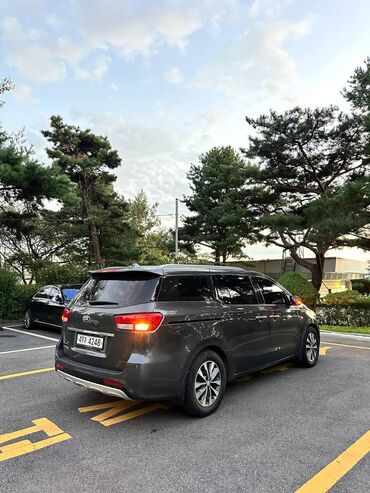 Kia: Kia Carnival: 2018 г., 2.2 л, Автомат, Дизель, Минивэн — 4