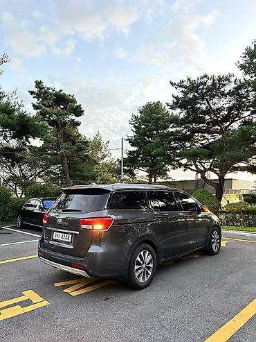 Kia: Kia Carnival: 2018 г., 2.2 л, Типтроник, Дизель, Минивэн — 4