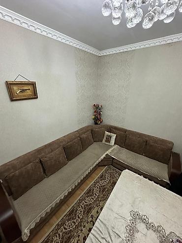 Divan bazalı açilan ideal veziyyetde 500 azn ünvan Bayıl qes.Çinarə