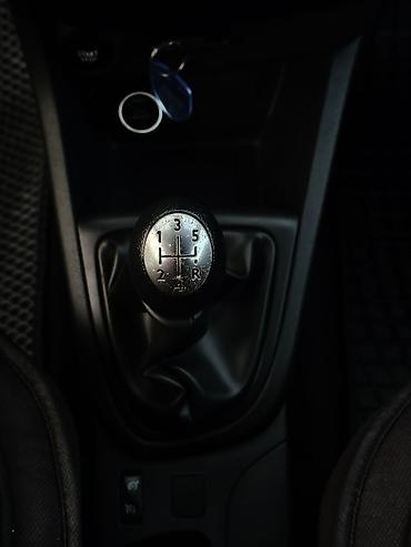 Renault: Renault Clio: 2016 г., 1.5 л, Хэтчбэк — 11