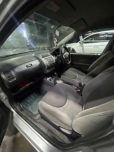 245 50 19: Honda Fit: 2006 г., 1.3 л, Вариатор, Бензин, Хэтчбэк — 6