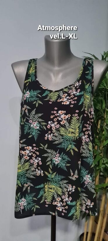 tommy hilfiger tank top: Atmopshere bluzica vel.L-XL kao nova