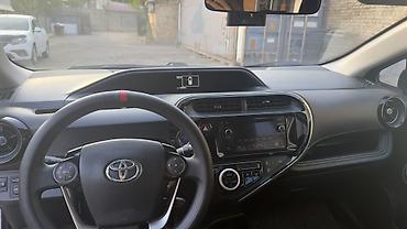 byd song plus dm: Toyota Prius C: 2019 г., 1.5 л, Вариатор, Гибрид, Хэтчбэк — 10