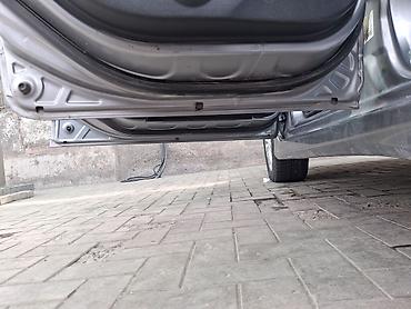 Продажа авто: Honda Fit: 2010 г., 1.5 л, Автомат, Бензин, Хэтчбэк — 4
