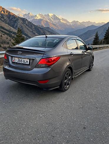авто магазин бишкек: Hyundai Solaris: 2013 г., 1.6 л, Кол менен иштөөчү, Бензин, Седан — 3