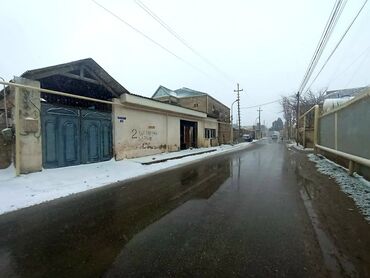 emlak az xezer rayonu bine qesebesi südcülük savxozu: 2 sot, Tikinti, Mülkiyyətçi