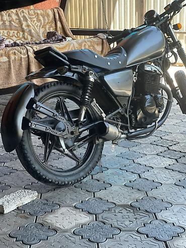 super soco: Классический мотоцикл Suzuki, 250 куб. см, Бензин, Взрослый, Б/у — 7