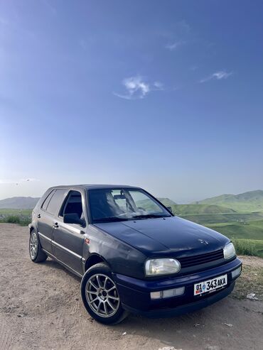 гольф 3 плафон: Volkswagen Golf: 1993 г., 1.6 л, Механика, Бензин, Хэтчбэк