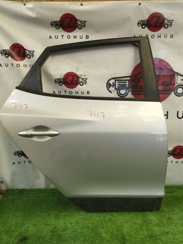 Стоп-сигналы: Дверь Задняя правая Hyundai at lalafo.kg Стоп-сигналы: Дверь Задняя правая Hyundai