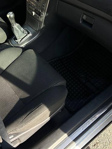 Toyota: Toyota Avensis: 2003 г., 1.8 л, Механика, Бензин, Седан — 9