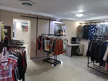 Kommersiya daşınmaz əmlakının satışı: TİCARƏT OBYEKTİ SATILIR ! Bina: Beş mərtəbəli binanın birinci — 17