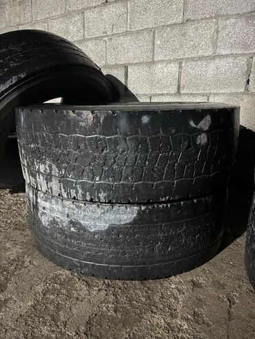 шипованные шины: Шины 315 / 70 / R 22,5, Всесезонная, Б/у, Комплект, Грузовики/Автобусы, Bridgestone